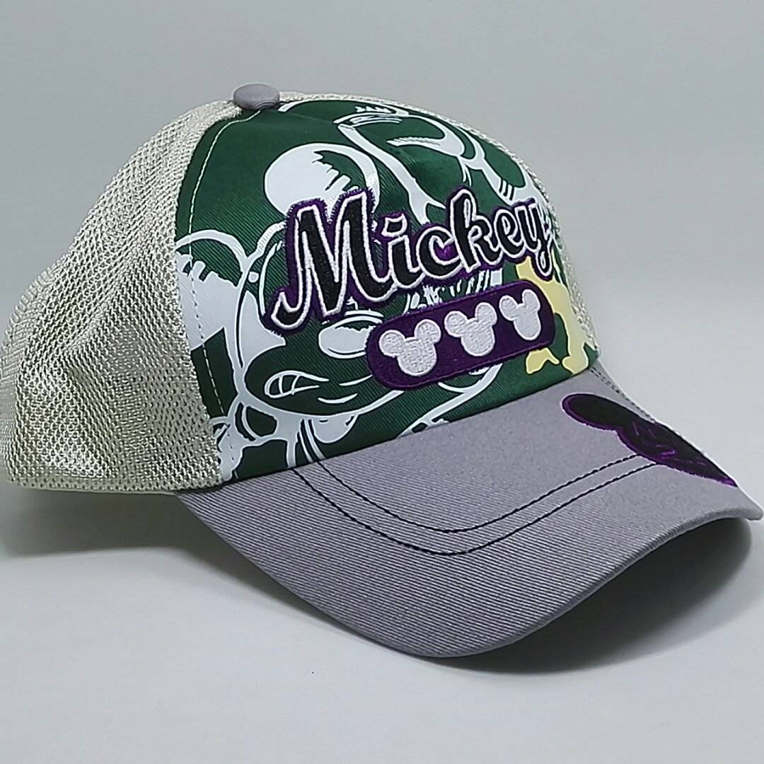 baseball cap